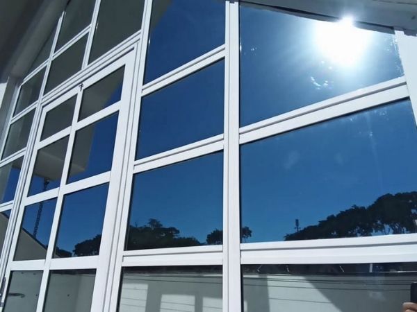 Películas escuras para privacidade em Caxias do Sul